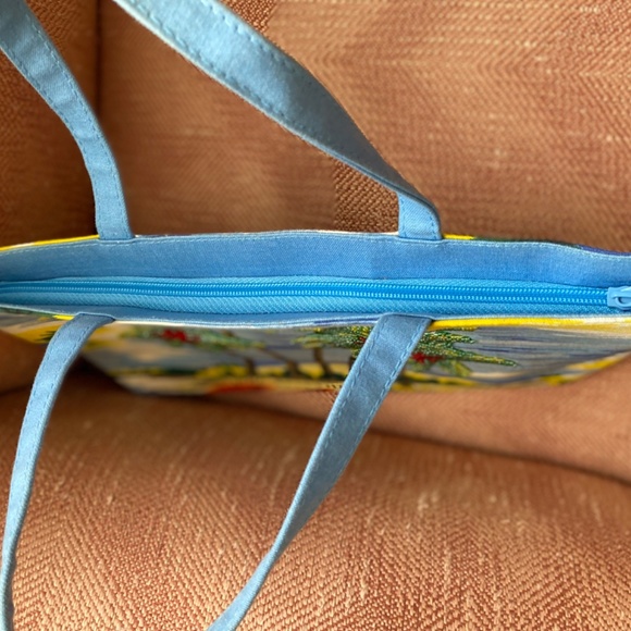 Beaded Palm trees on a tropical theme bag. - Picture 7 of 9